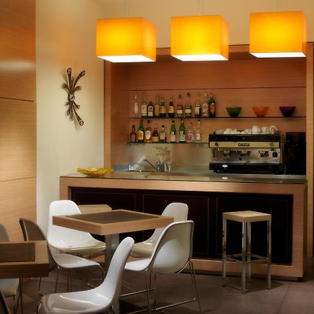 Acasamia Welchome Hotel Rimini Exterior photo