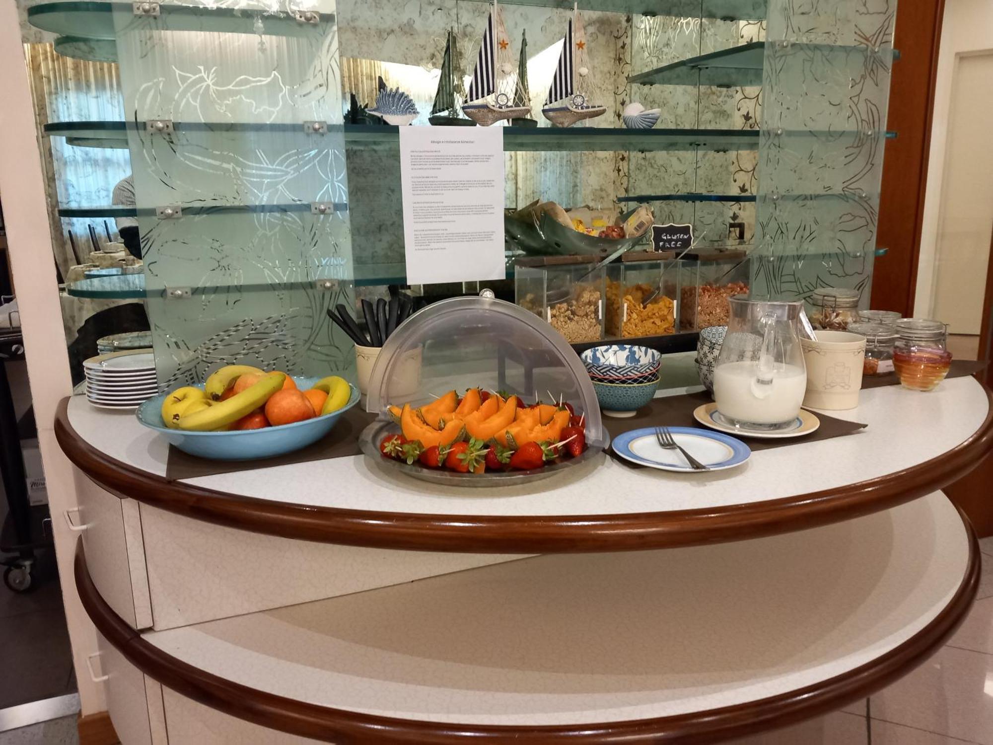 Acasamia Welchome Hotel Rimini Exterior photo